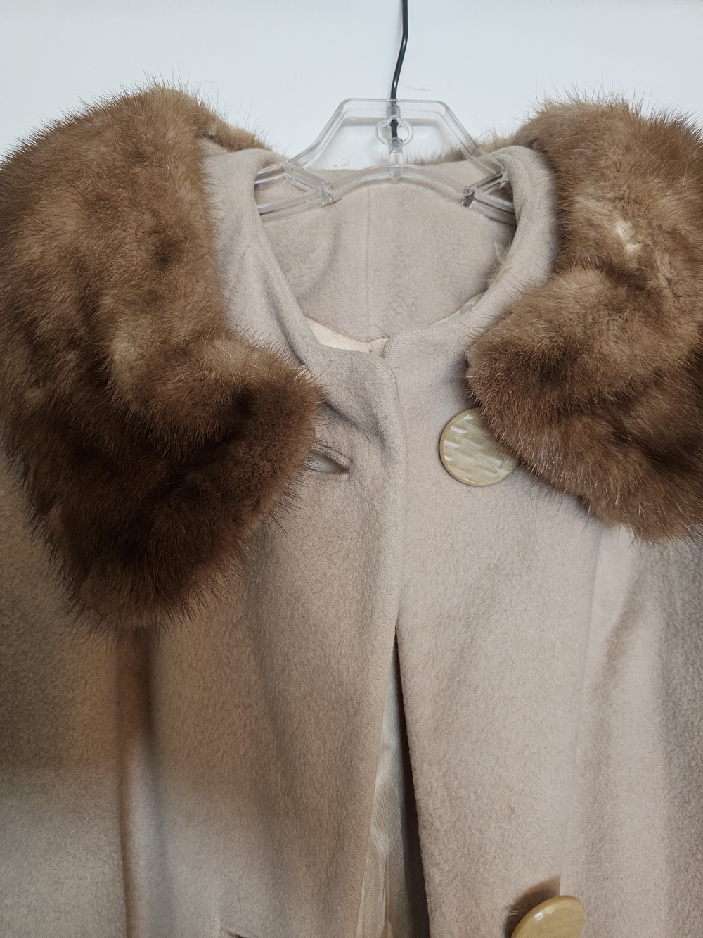 Classic Women's Cream Cashmere Trench Coat with Brown Fur Collar